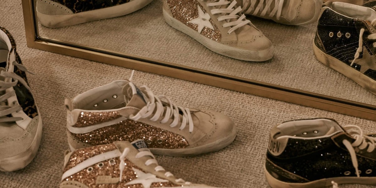 another antioxidant Golden Goose Sneakers that offers hydration and repairs